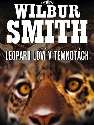 Leopard loví v temnotách